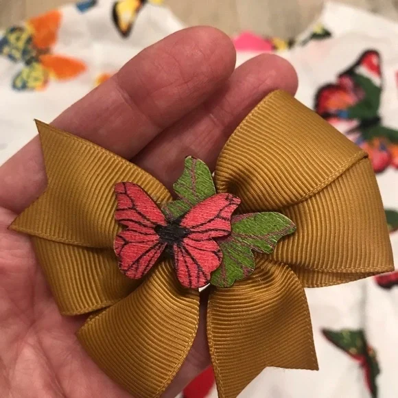 Girls butterfly top with matching hair accessorie - Picture 4 of 4
